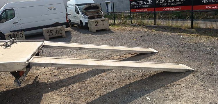 VOLKSWAGEN CRAFTER  DQ-052-MS