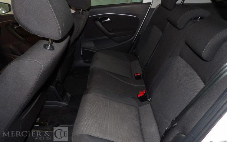 VOLKSWAGEN POLO 1.4 TDI 90CH BLUEMOTION SPORT LINE BLANC DS-470-TB