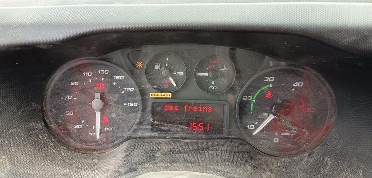 IVECO 35C13  BENNE SIMPLE CABINE COFFRE BLANC DV-708-LQ