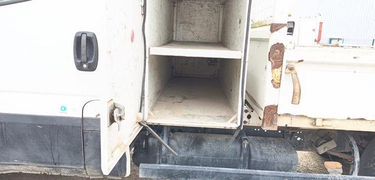 IVECO 35C13  BENNE SIMPLE CABINE COFFRE BLANC DV-708-LQ
