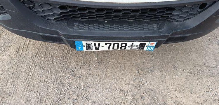 IVECO 35C13  BENNE SIMPLE CABINE COFFRE BLANC DV-708-LQ