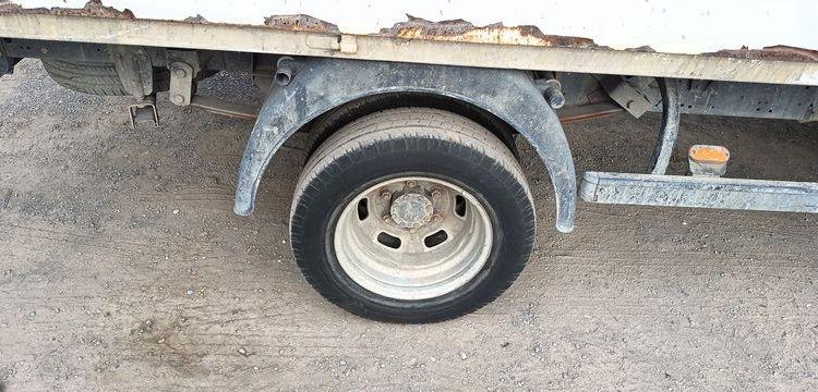 IVECO 35C13  BENNE SIMPLE CABINE COFFRE BLANC DV-708-LQ