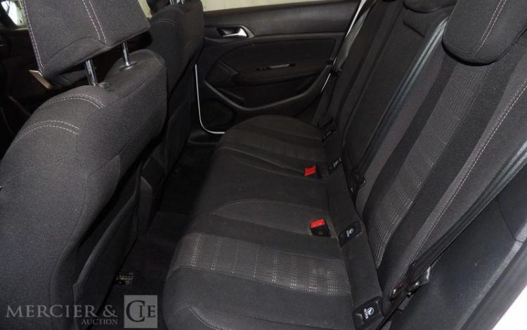 PEUGEOT 308 GENERATION-II 1.2 PURETECH 110CH ALLURE S&S BLANC DZ-026-DR