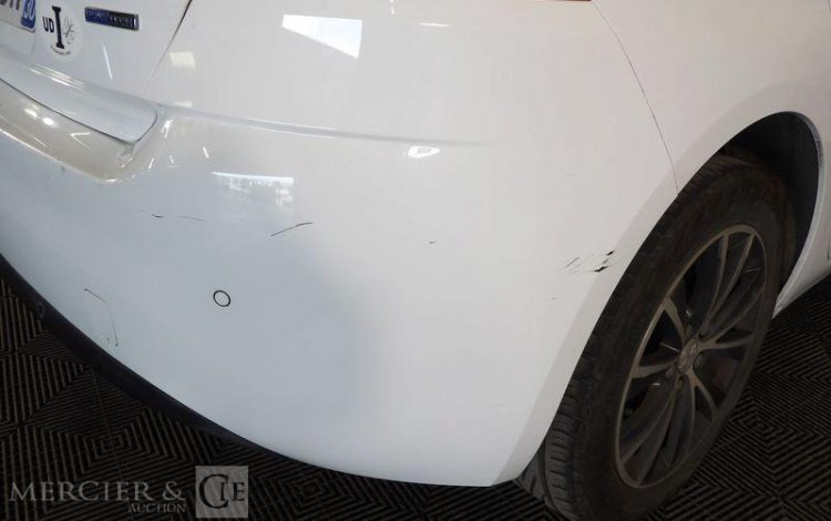 PEUGEOT 308 GENERATION-II 1.2 PURETECH 110CH ALLURE S&S BLANC DZ-026-DR
