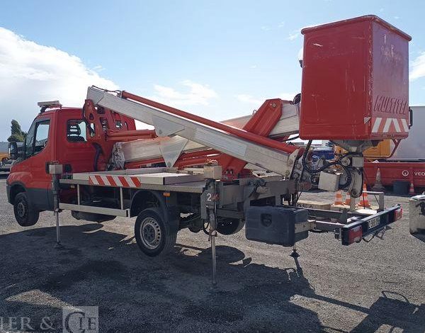 MULTITEL DAILY AVEC NACELLE MULTITEL MX250 25M – NON ROULANT  DZ-988-XH