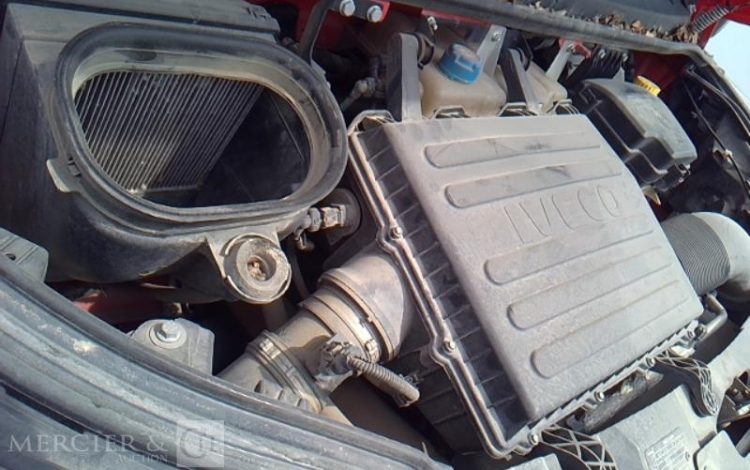 IVECO 35C13 BENNE SIMPLE CABINE COFFRE  EB-350-EL