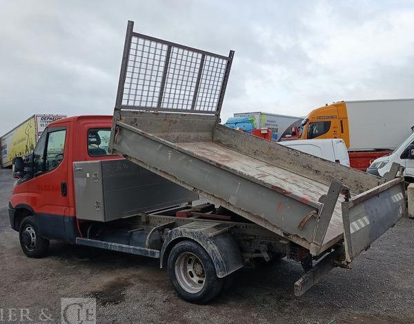 IVECO 35C13 BENNE SIMPLE CABINE COFFRE  EC-597-MX