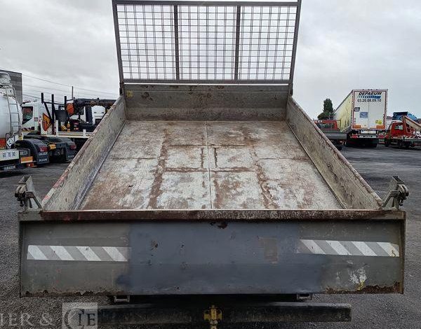 IVECO 35C13 BENNE SIMPLE CABINE COFFRE  EC-597-MX