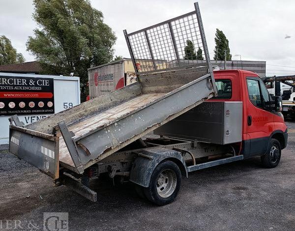 IVECO 35C13 BENNE SIMPLE CABINE COFFRE  EC-597-MX