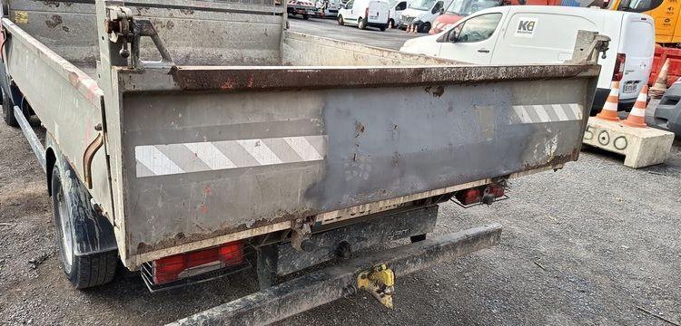 IVECO 35C13 BENNE SIMPLE CABINE COFFRE  EC-597-MX