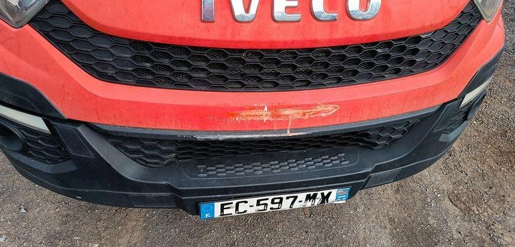 IVECO 35C13 BENNE SIMPLE CABINE COFFRE  EC-597-MX