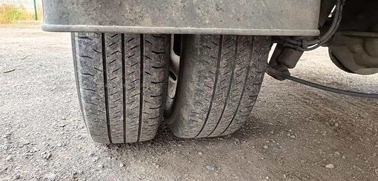 IVECO 35C13 BENNE SIMPLE CABINE COFFRE  EC-597-MX