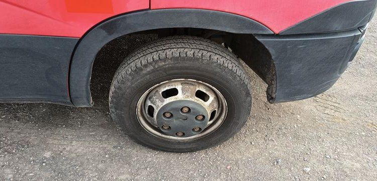 IVECO 35C13 BENNE SIMPLE CABINE COFFRE  EC-597-MX
