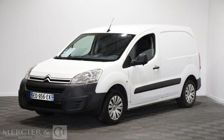 CITROEN BERLINGO UTILITAIRE PHASE 2 L1 600 KG 1,6 HDI FAP 90CV – DIESEL – 234124 KMS BLANC ED-956-EK