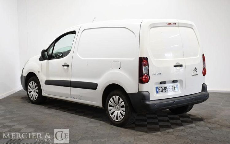 CITROEN BERLINGO UTILITAIRE PHASE 2 L1 600 KG 1,6 HDI FAP 90CV – DIESEL – 234124 KMS BLANC ED-956-EK
