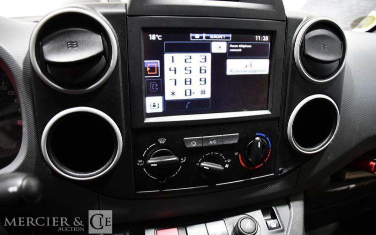 CITROEN BERLINGO UTILITAIRE PHASE 2 L1 600 KG 1,6 HDI FAP 90CV – DIESEL – 234124 KMS BLANC ED-956-EK