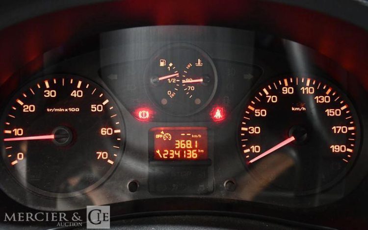 CITROEN BERLINGO UTILITAIRE PHASE 2 L1 600 KG 1,6 HDI FAP 90CV – DIESEL – 234124 KMS BLANC ED-956-EK