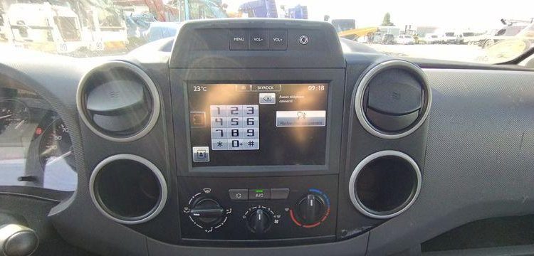 CITROEN BERLINGO UTILITAIRE PHASE 2 L1 600 KG 1,6 HDI FAP 90CV – DIESEL – 234124 KMS BLANC ED-956-EK