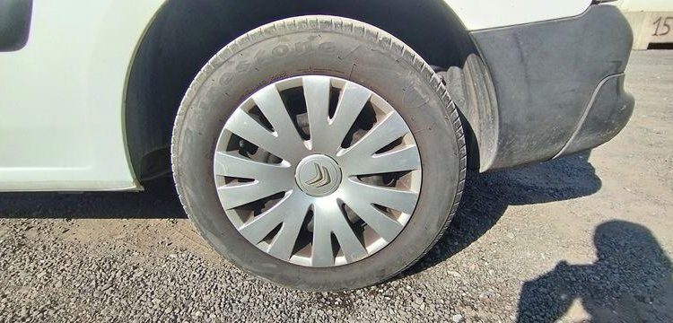 CITROEN BERLINGO UTILITAIRE PHASE 2 L1 600 KG 1,6 HDI FAP 90CV – DIESEL – 234124 KMS BLANC ED-956-EK