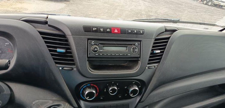 IVECO 35C13 BENNE SIMPLE CABINE COFFRE  EF-671-JN