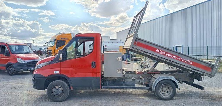IVECO 35C13 BENNE SIMPLE CABINE COFFRE  EG-671-QG