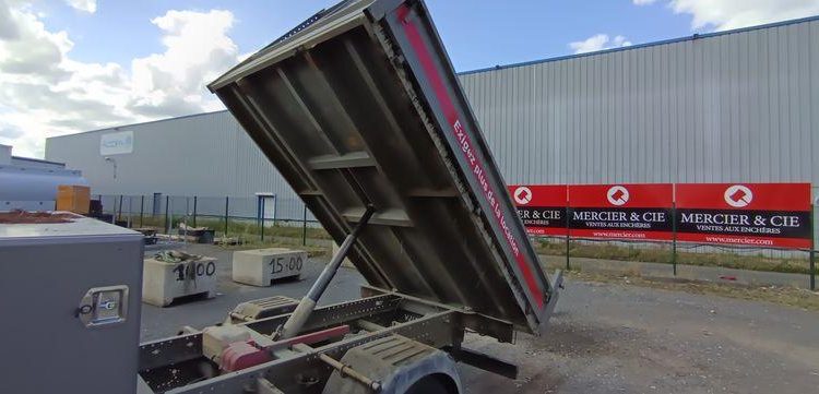 IVECO 35C13 BENNE SIMPLE CABINE COFFRE  EG-671-QG