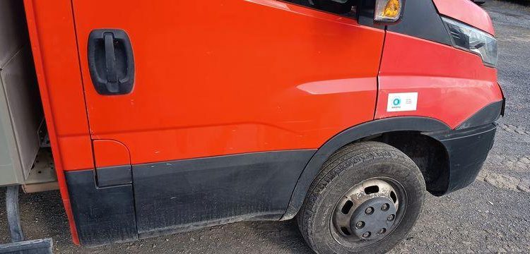 IVECO 35C13 BENNE SIMPLE CABINE COFFRE  EG-671-QG