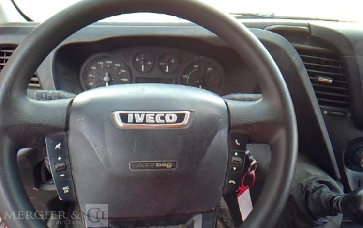 IVECO 35C13 BENNE DOUBLE CABINE  EG-814-TB