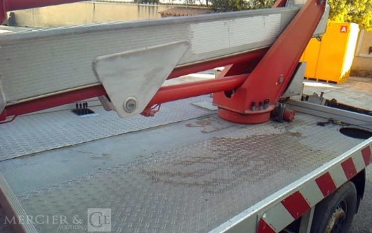 MULTITEL DAILY AVEC NACELLE MULTITEL MX170-E6 16M  EJ-065-XQ