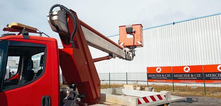 MULTITEL DAILY AVEC NACELLE MULTITEL MT202DS-E6 20M  EJ-902-ZC