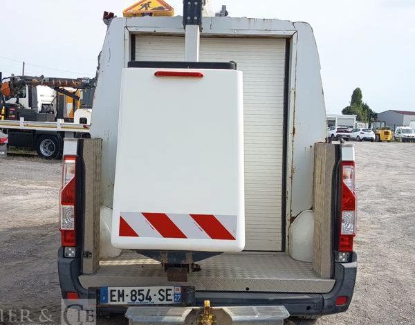RENAULT MASTER NACELLE BLANC EM-854-SE