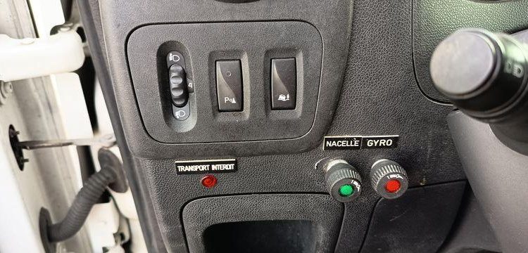 RENAULT MASTER NACELLE BLANC EM-854-SE