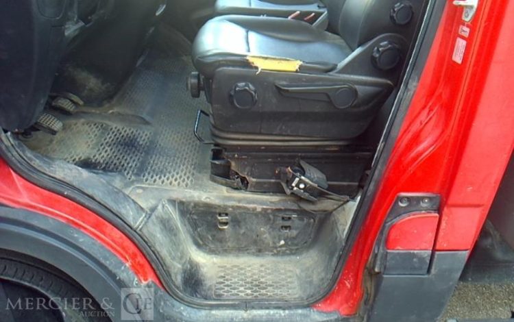 IVECO 35C12 BENNE SIMPLE CABINE COFFRE  EM-993-BP
