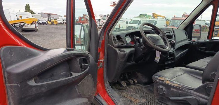 IVECO 35C12 BENNE SIMPLE CABINE COFFRE  EN-665-DP