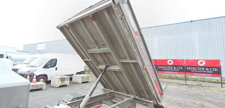 IVECO 35C12 BENNE SIMPLE CABINE COFFRE  EN-665-DP