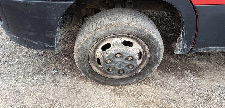 IVECO 35C12 BENNE SIMPLE CABINE COFFRE  EN-665-DP
