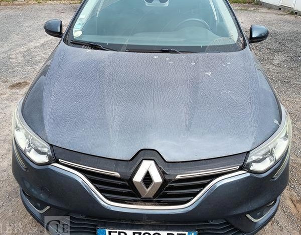 RENAULT MEGANE IV HATCHBACK 1.5 DCI 16V 110 CV – DIESEL – 152984 KMS – ANNEE 2017 GRIS EP-780-DT