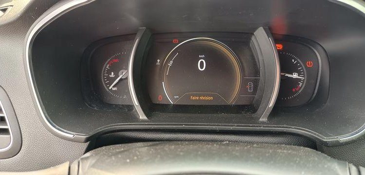 RENAULT MEGANE IV HATCHBACK 1.5 DCI 16V 110 CV – DIESEL – 152984 KMS – ANNEE 2017 GRIS EP-780-DT