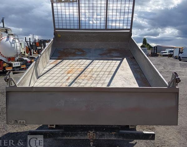 IVECO 35C12 BENNE SIMPLE CABINE COFFRE  ES-764-AS