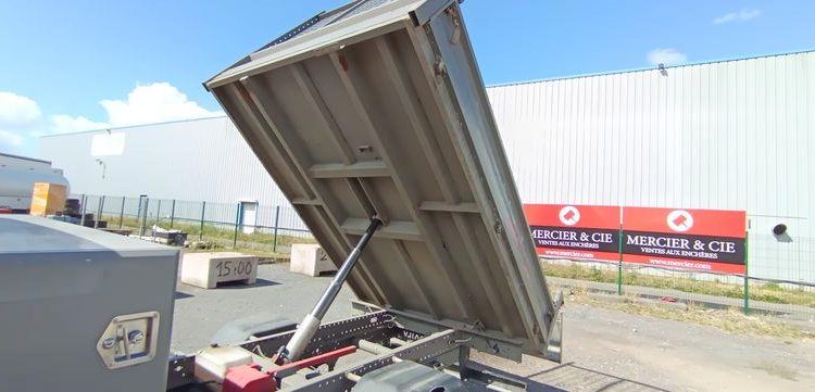 IVECO 35C12 BENNE SIMPLE CABINE COFFRE  ES-764-AS