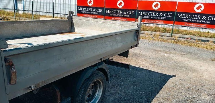 IVECO 35C12 BENNE SIMPLE CABINE COFFRE  ES-764-AS