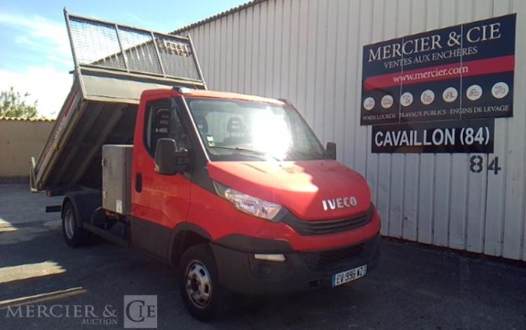 IVECO 35C12 BENNE SIMPLE CABINE COFFRE  EV-996-WZ