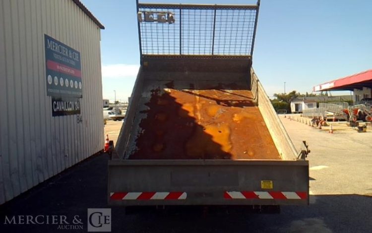 IVECO 35C12 BENNE SIMPLE CABINE COFFRE  EV-996-WZ