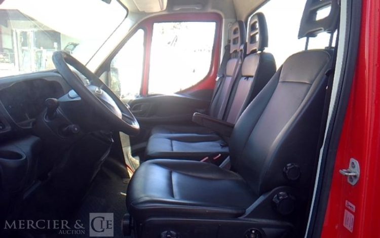 IVECO 35C12 BENNE SIMPLE CABINE COFFRE  EV-996-WZ