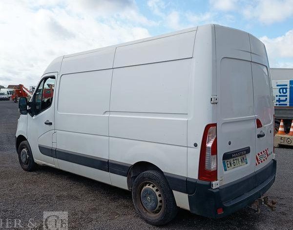 RENAULT MASTER  EW-671-WM