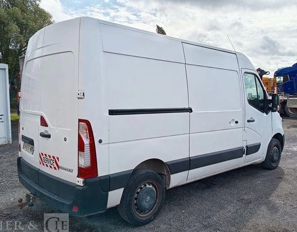 RENAULT MASTER  EW-671-WM