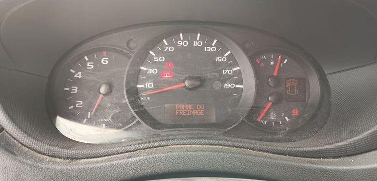 RENAULT MASTER  EW-671-WM