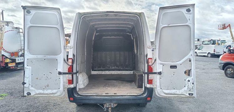 RENAULT MASTER  EW-671-WM