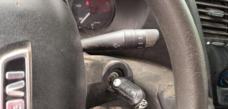 IVECO 35C12 BENNE SIMPLE CABINE COFFRE  EY-550-GC
