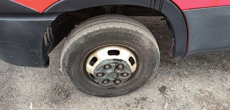 IVECO 35C12 BENNE SIMPLE CABINE COFFRE  EY-550-GC